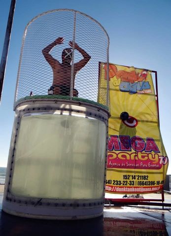 ¡Dunk Tank, diversión para todos!